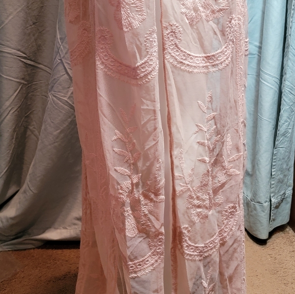 Honey Punch Blush Romper - Picture 4 of 14